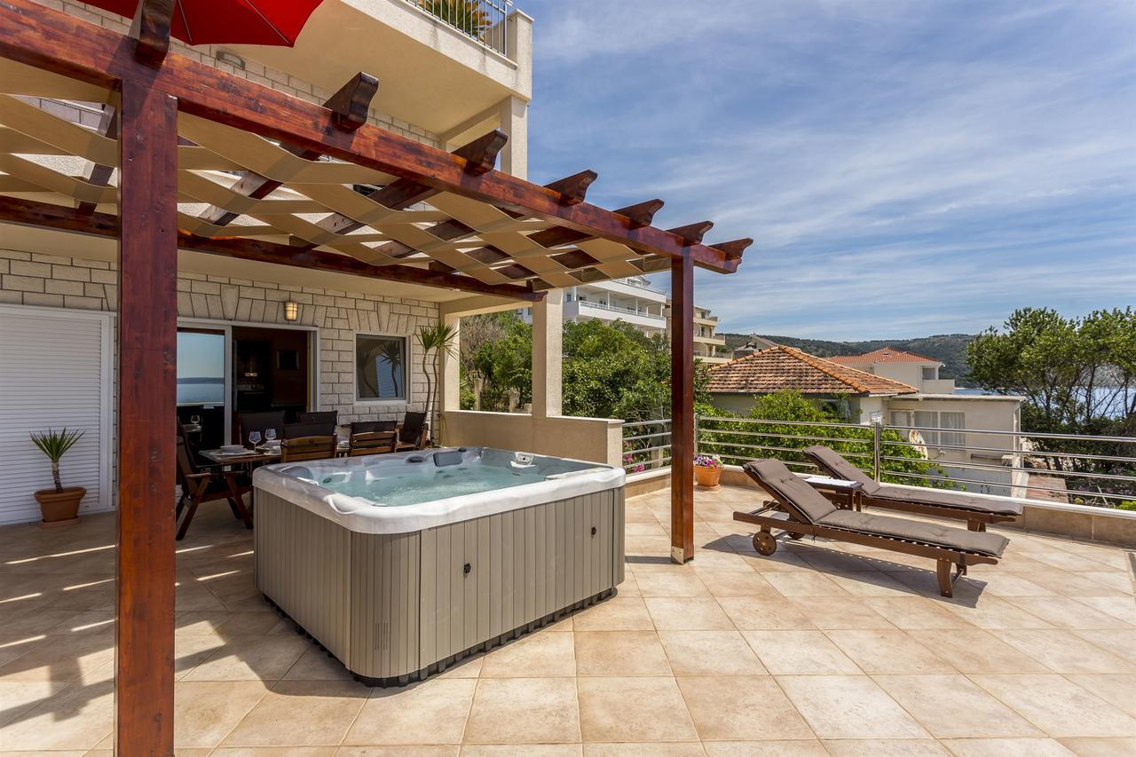 Apartment Paradise View Trogir Bagian luar foto