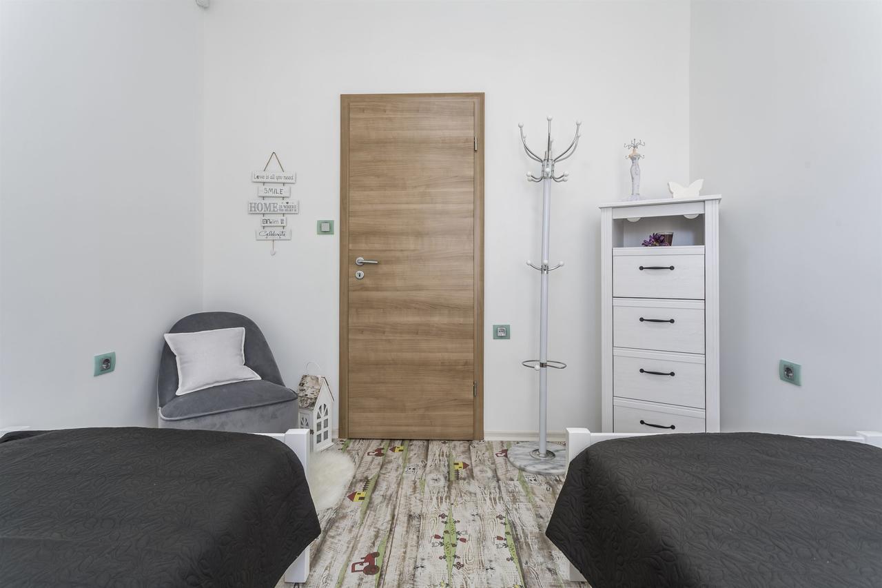 Apartment Paradise View Trogir Bagian luar foto