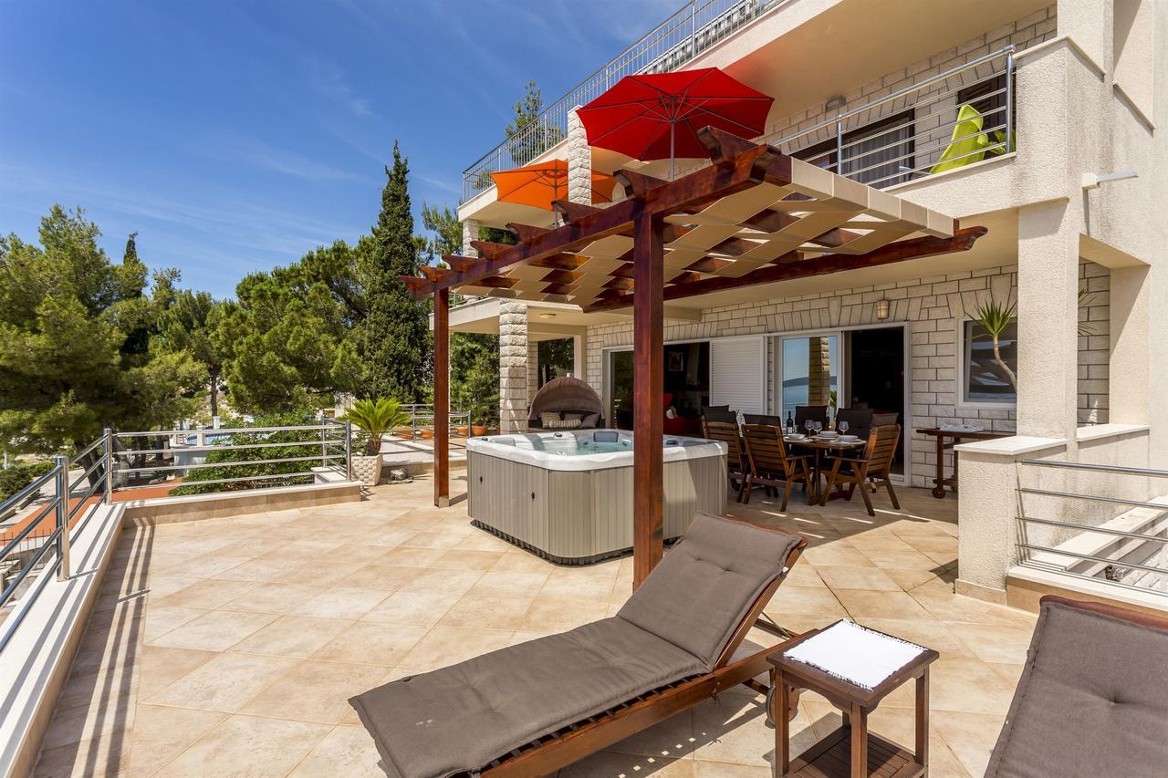 Apartment Paradise View Trogir Bagian luar foto
